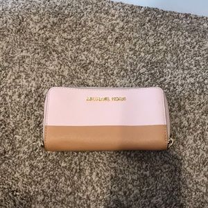 Michael Kors wallet